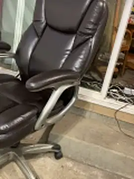 Uncutlounge online show from April 26, 3:04 am