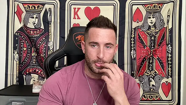 brettmycles28 online show from November 11, 11:21 pm