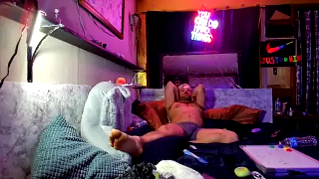 Xstumpy online show from April 12, 10:43 pm