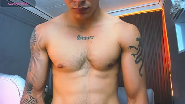 Leo santoro online show from November 12, 4:24 pm