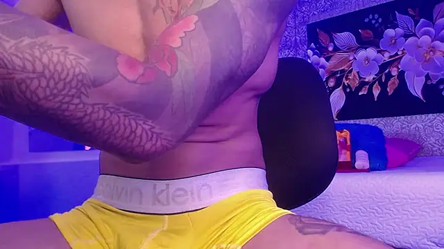 jonas conor online show from November 28, 8:33 pm