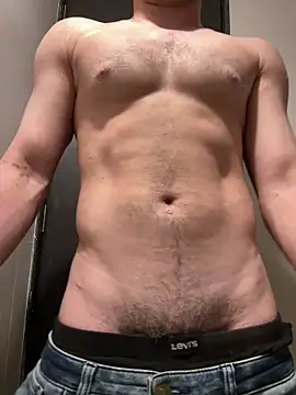 FitNhot sam online show from March 4, 6:15 pm