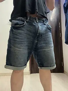 FitNhot sam online show from September 20, 6:30 pm