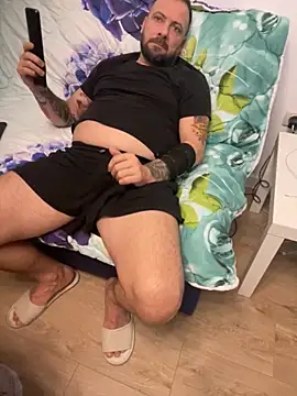 DavidMaros online show from October 26, 11:45 am