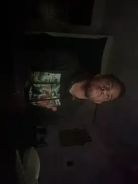 tyrek5051 online show from December 20, 2:29 am