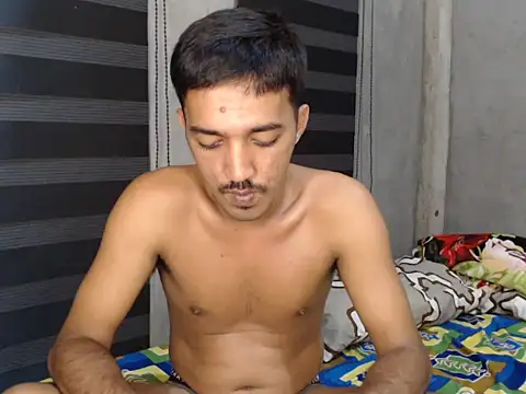 Snapshot of RowyCam chatting on September 16, 2:29 pm RowyCam online show from September 16, 2:29 pm