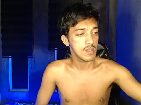 RowyCam online show from November 11, 1:27 pm