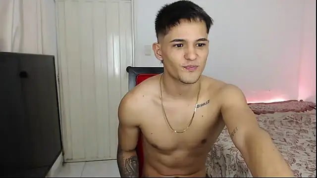 Alex mojica online show from November 13, 2:55 pm