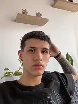  realwav online show from April 14, 7:02 pm