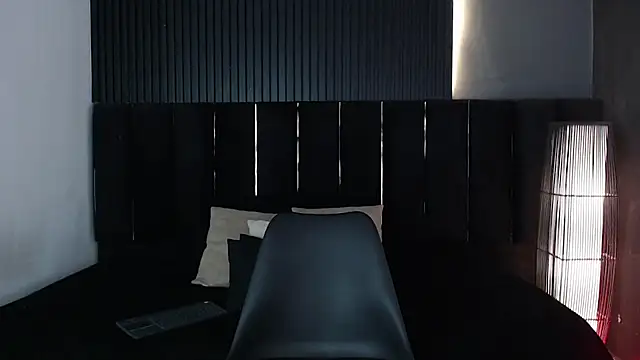 Dominic ghost online show from February 13, 11:10 pm