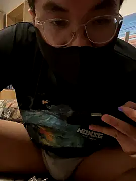 Snapshot of kristan__ chatting on September 23, 1:43 pm kristan online show from September 23, 1:43 pm