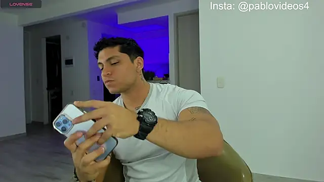 Snapshot of Nicolasmontoya16 chatting on September 20, 2:55 am Nicolasmontoya16 online show from September 20, 2:55 am