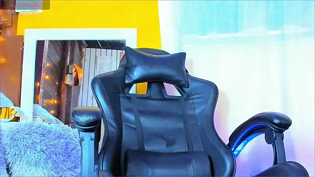 Alex bigcock11  online show from January 31, 7:11 pm