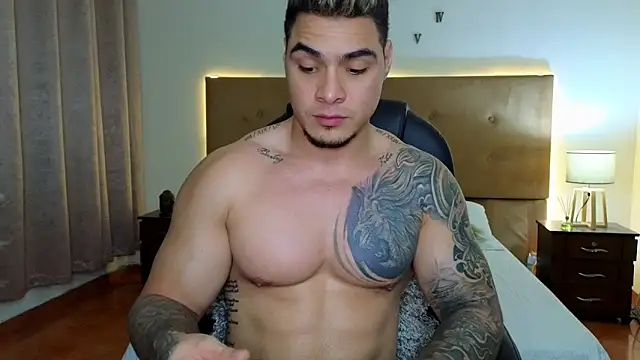 Steven Velez online show from September 25, 11:24 pm