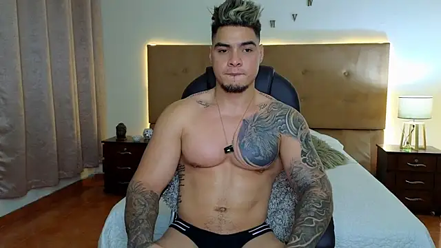 Steven Velez online show from October 4, 2:49 am