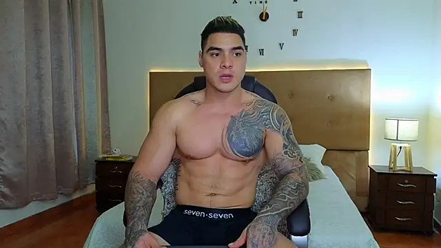 Steven Velez online show from December 2, 4:48 am