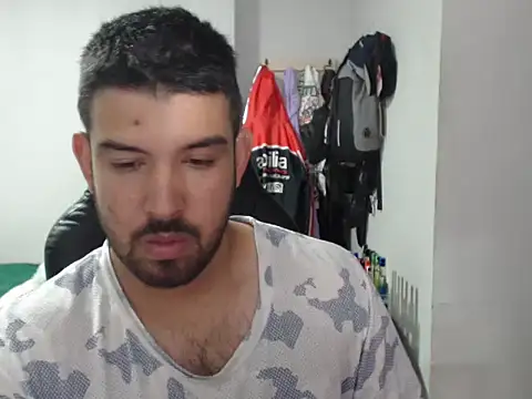 Axel11113 online show from November 13, 3:22 am