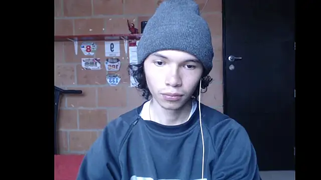 Xoxo Smiles online show from September 23, 4:39 pm