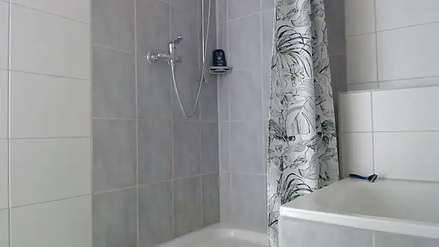 Hijuga online show from November 30, 11:34 am