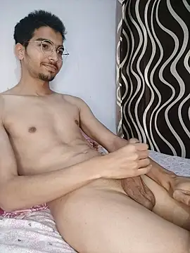 Sweetfucker  online show from February 26, 4:30 pm