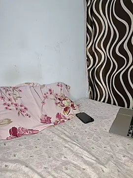 Sweetfucker  online show from July 15, 7:37 am