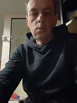 adiluci1 online show from March 24, 3:01 am