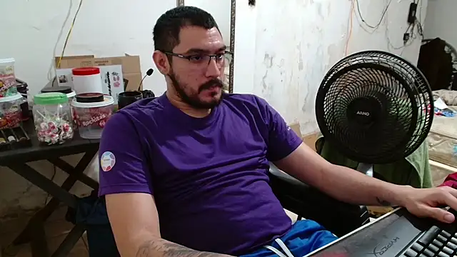 Leonino231 online show from November 26, 8:12 pm