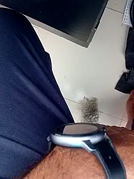 hackyourpussyxh online show from April 3, 8:55 am