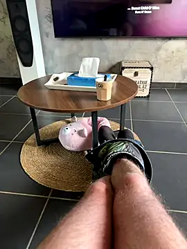 testbencher online show from November 26, 3:15 pm