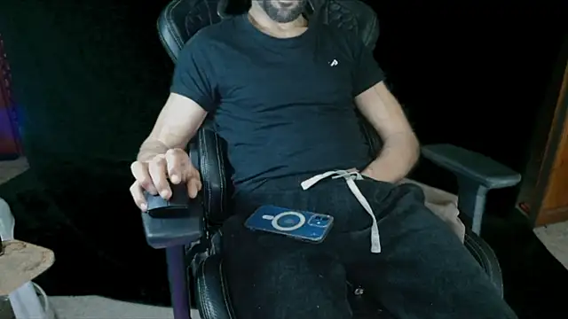 JUSTFORRICH online show from April 2, 10:39 pm