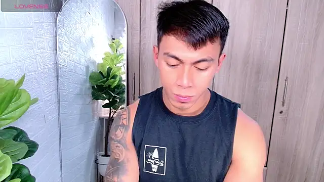 PinooyMilker online show from November 17, 12:19 pm