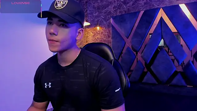 Draven Marceaux online show from March 17, 11:46 am