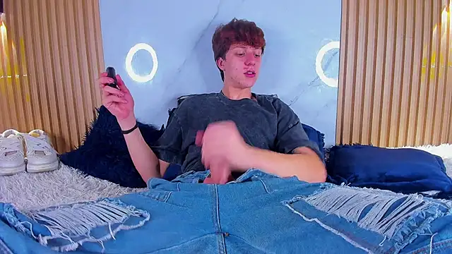 IM DAREN online show from October 29, 11:46 am