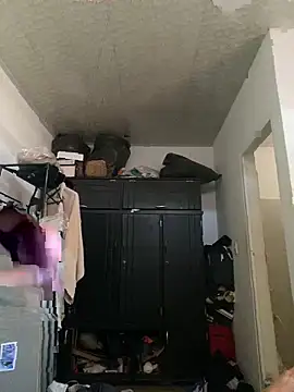 aldo2046 online show from September 10, 2:49 pm