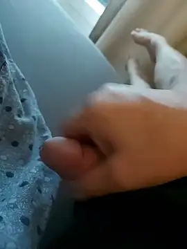 nikfu274 online show from September 17, 6:25 am