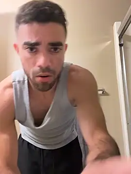 Snapshot of kelvin971011 chatting on October 11, 7:40 pm kelvin971011 online show from October 11, 7:40 pm