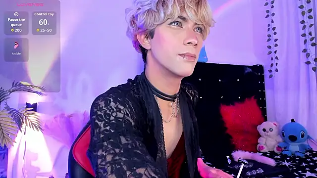 Cooperrosscute233 online show from February 4, 11:11 pm