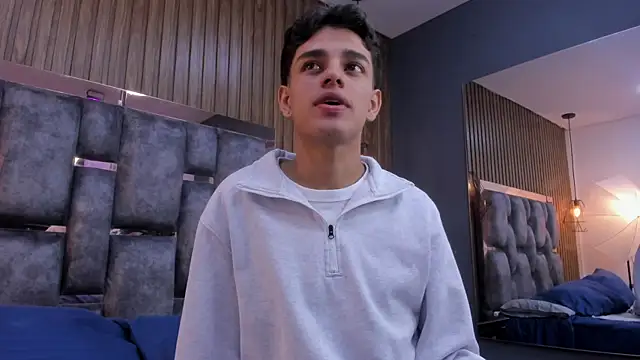 owen  johnson online show from June 12, 12:03 pm
