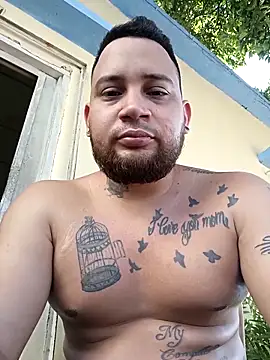 Catire10  online show from February 8, 8:46 pm