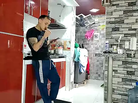 Masterblue hot online show from February 19, 9:33 pm