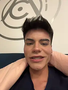 Dulcey  online show from March 18, 5:54 am