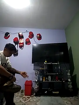 Dani22cmhot online show from December 21, 6:32 am