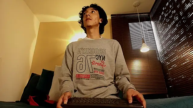 Lucian Morel S online show from December 4, 12:45 pm