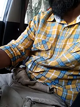 Snapshot of lust_lovee chatting on September 25, 8:35 am lust lovee online show from September 25, 8:35 am