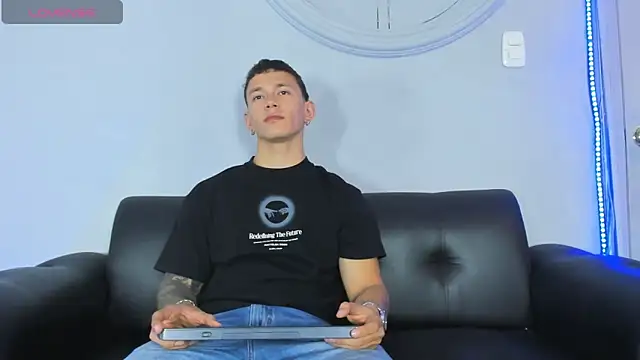 Thomas moon online show from February 26, 1:23 pm