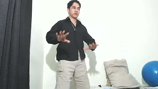 Penelope77 online show from November 12, 5:02 am