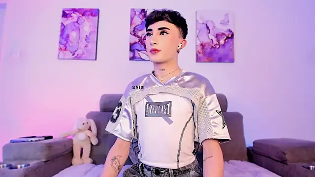 SebastianHilton online show from March 1, 4:50 pm