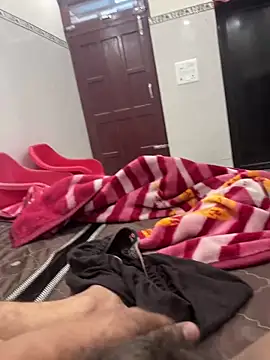 jackyw online show from April 10, 6:31 am