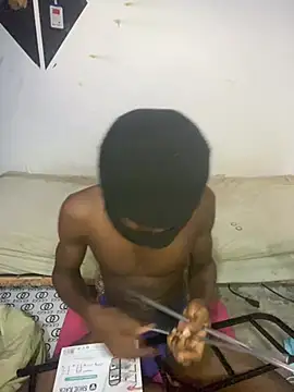 Jaydemasked online show from February 8, 8:09 am