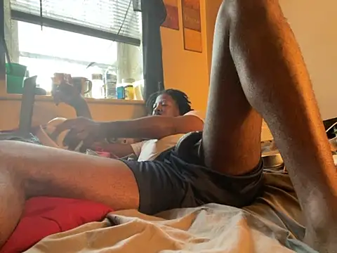 viceutk1 online show from September 16, 6:31 pm